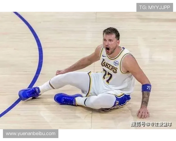 詹姆斯称东契奇控场我专注快攻冲击 詹姆斯称东契奇控场我专注快攻冲击